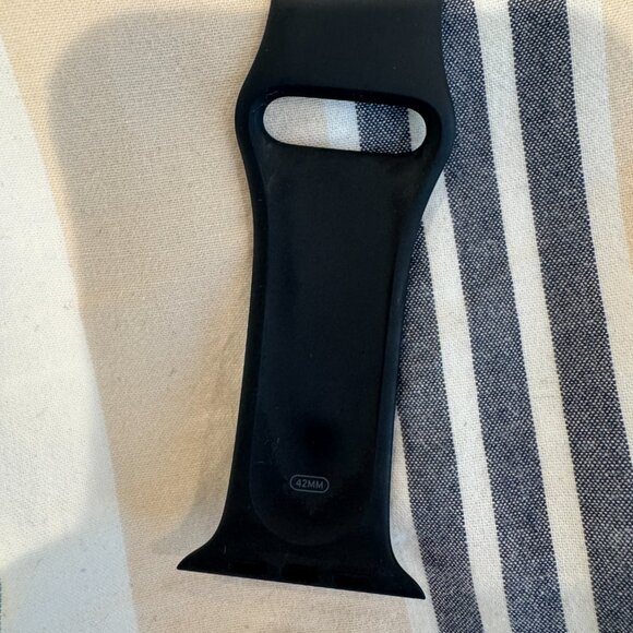 Apple Watch Band Lot of 2 Sport Band and Sport Loop in Black - Picture 5 of 5